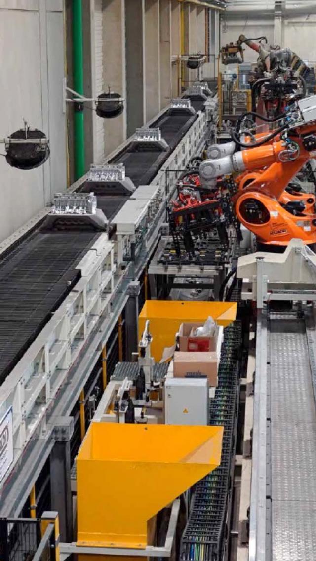 Trasportatore a nastro per fusioni in alluminio