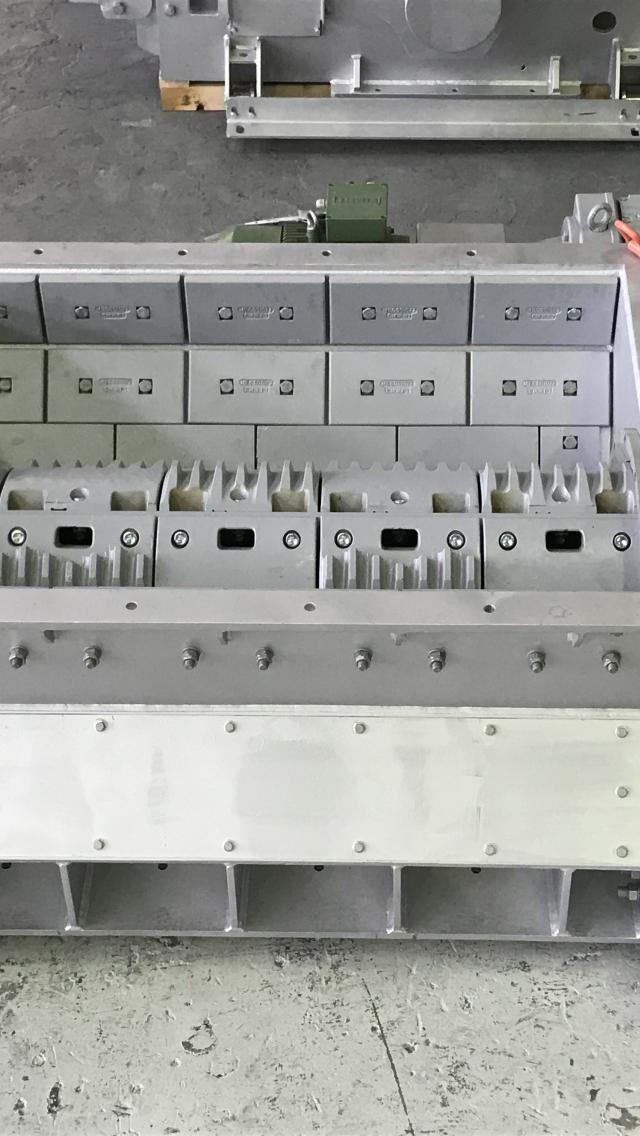 Broyeurs à cylindre unique