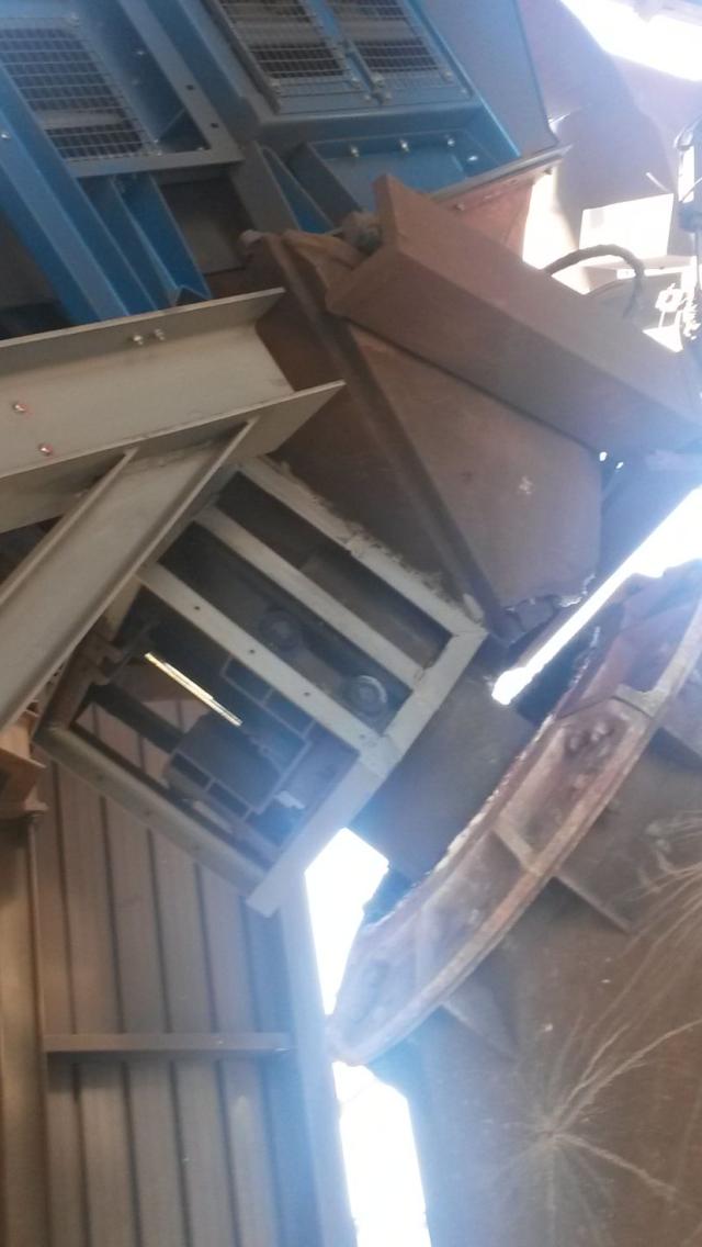 Banda transportadora para la carga de hornos