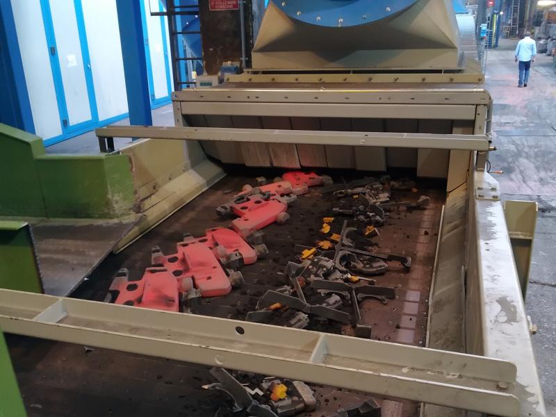 casting cooling, hot castings