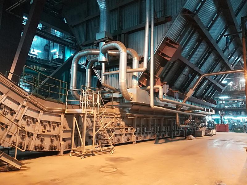 Coal fired power plant, dry bottom ash handling system