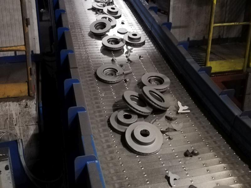 casting conveying
