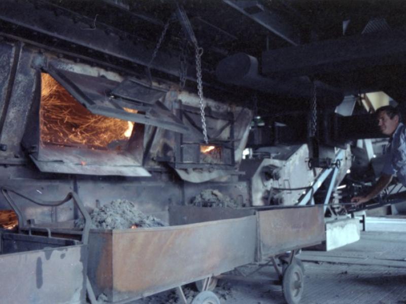 first dry bottom ash handling system in Pietrafitta