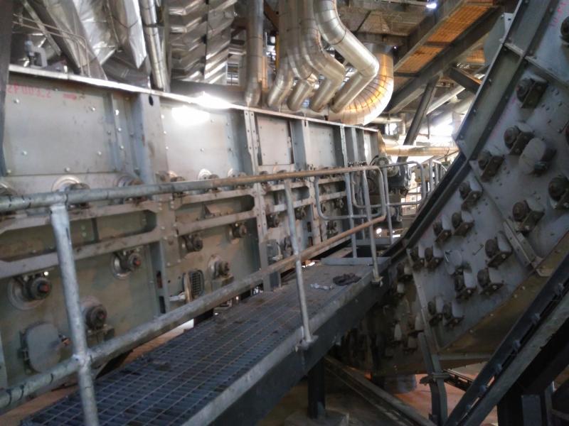 Fluimac, fluidized bed ash extraction system