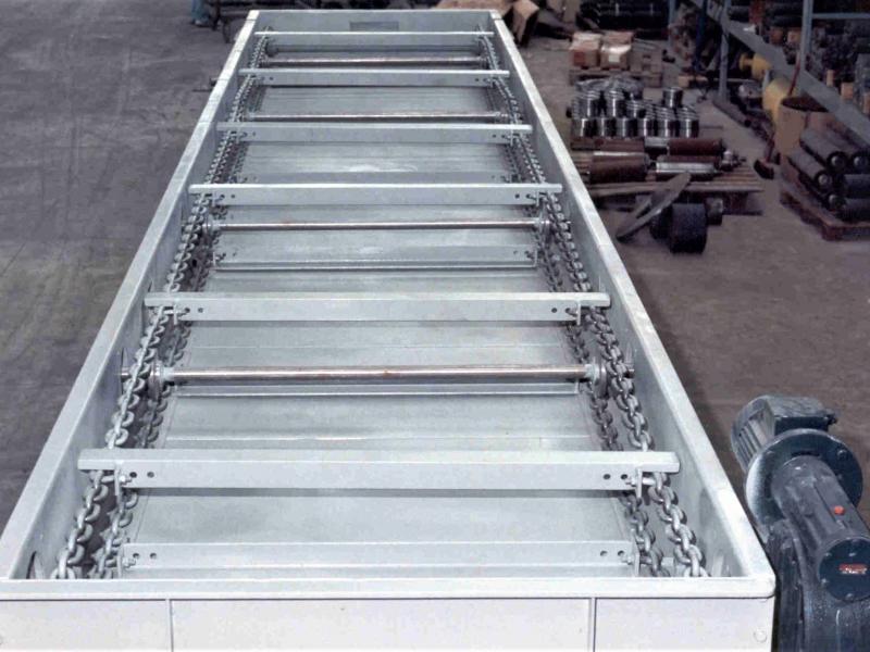 spillage cleaning chain