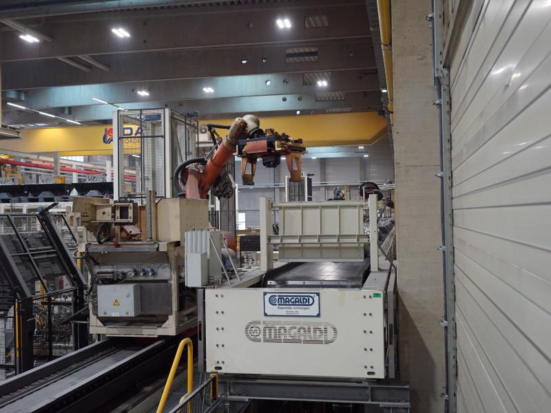 aluminum casting conveying