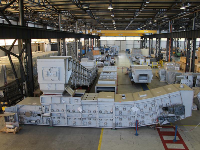 enclosed steel belt conveyor